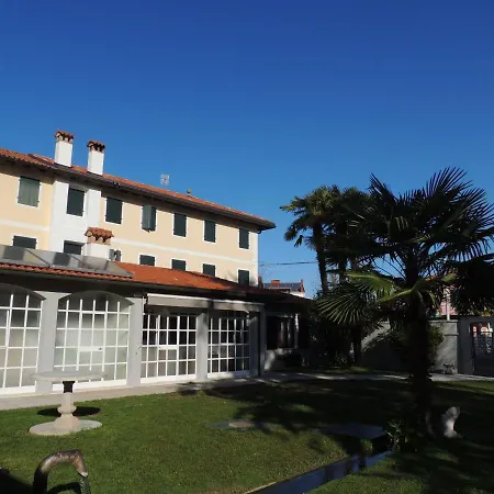 Affittacamere Ginkgo Ronchis (Latisana)